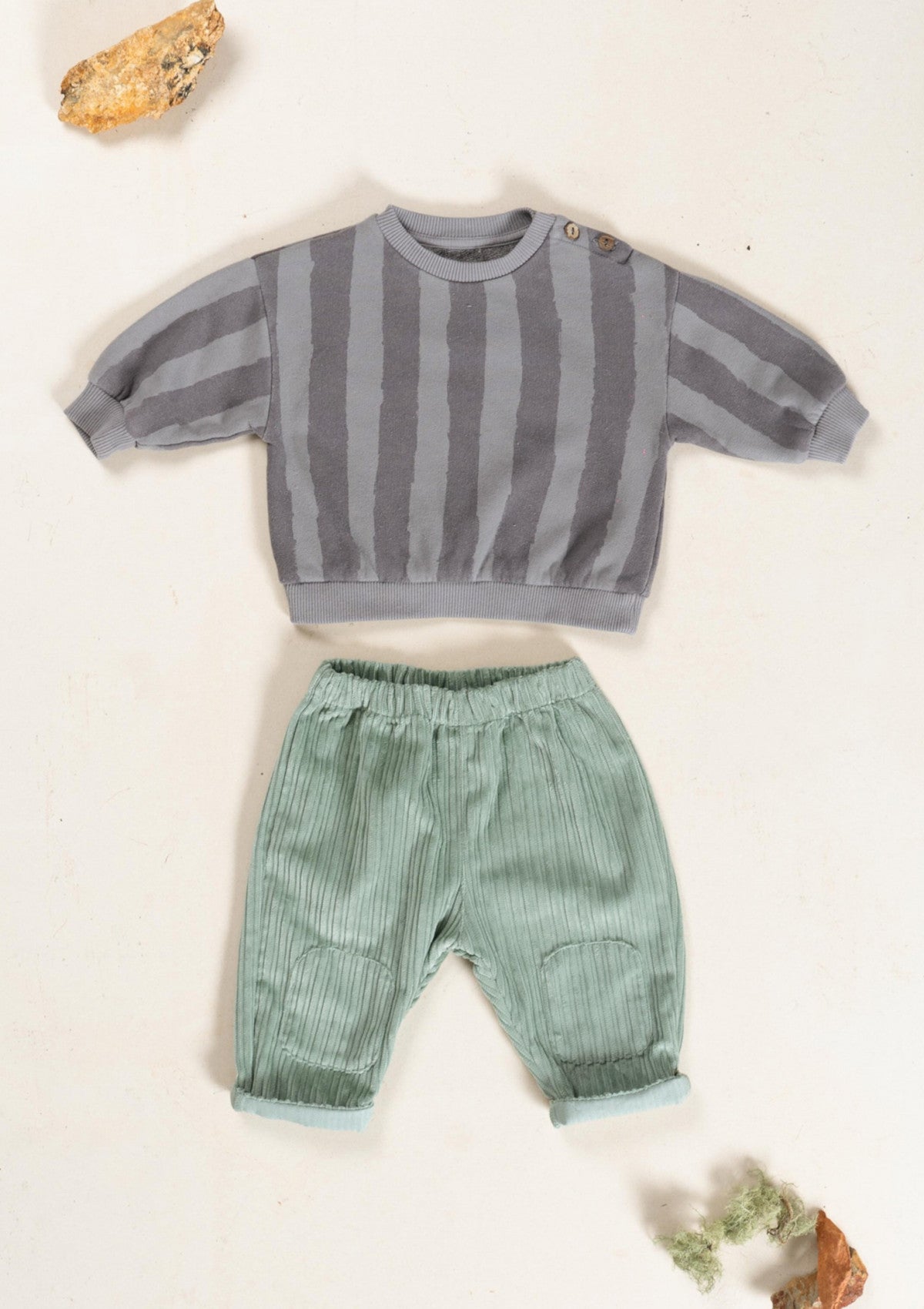 Knitted sweater with a mix of natural fibers - PLAYUP