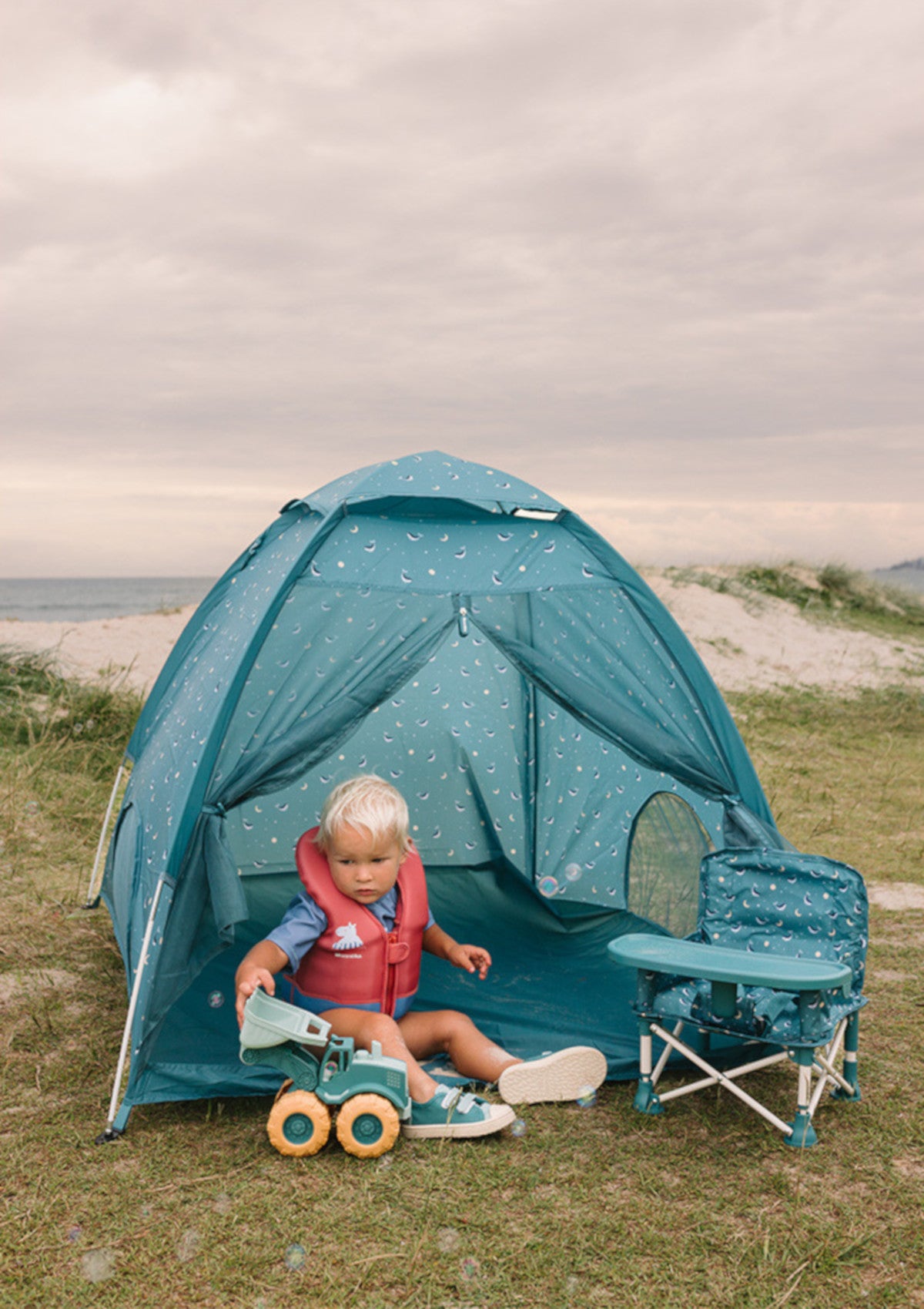 Whale Teal Tent with Mosquito Net - Monnëka