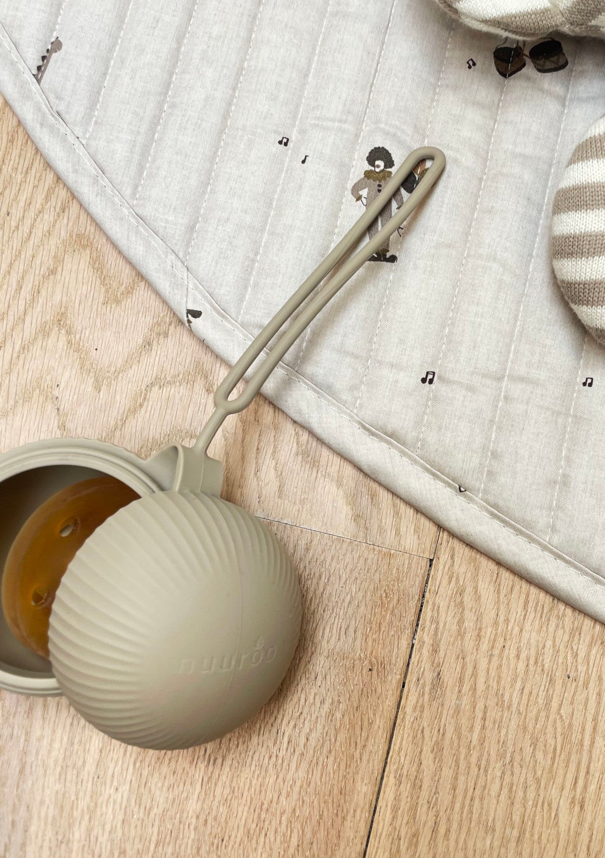 Silicone Pacifier Holder