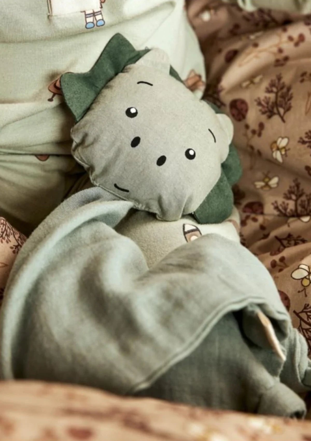 hugging cloth