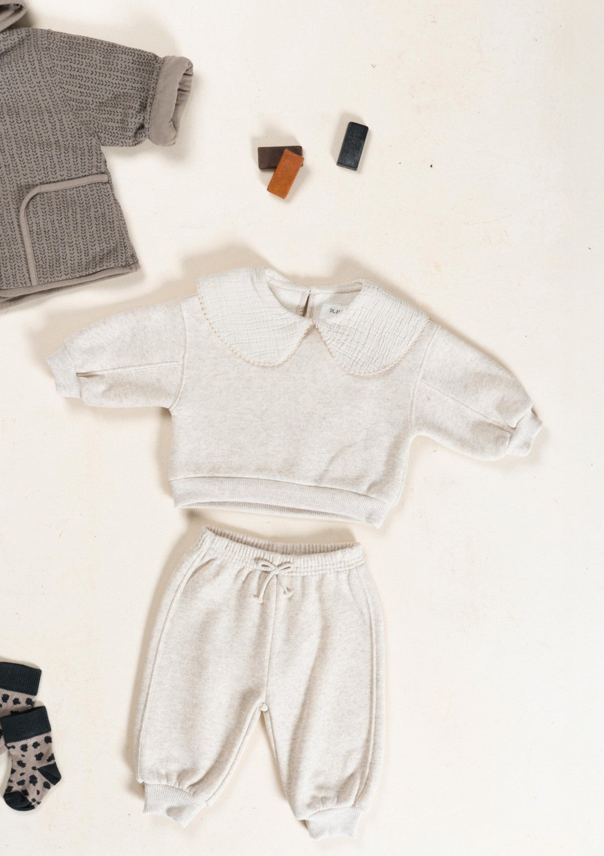 Plush sweatshirt with collar - PLAYUP
