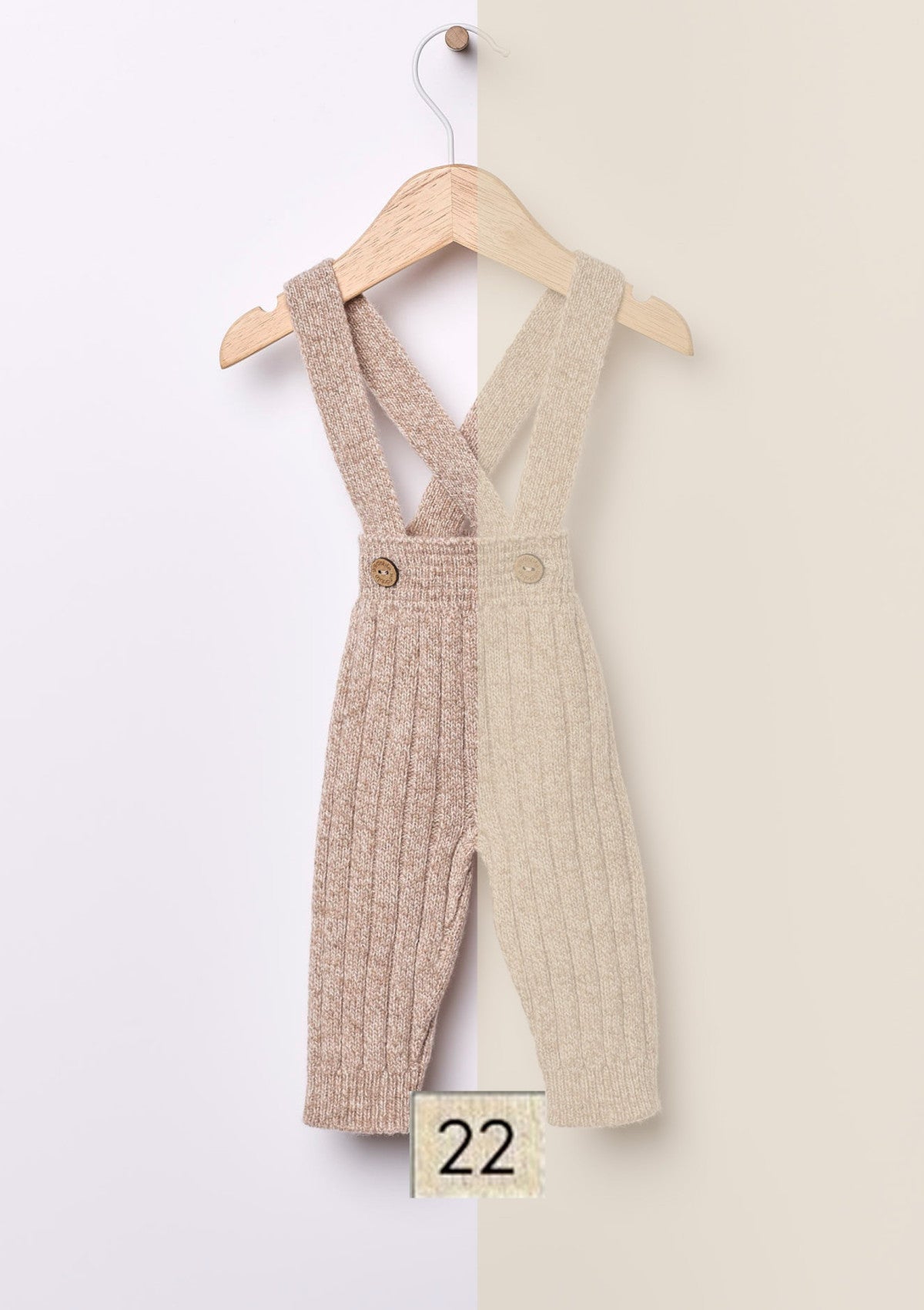Knitted strap pants in merino wool | BUNNY AND FRIENDS - WEDOBLE