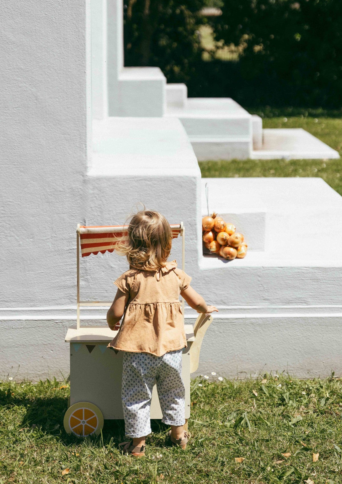 Flower pull-up pants with piping detail - SNUG
