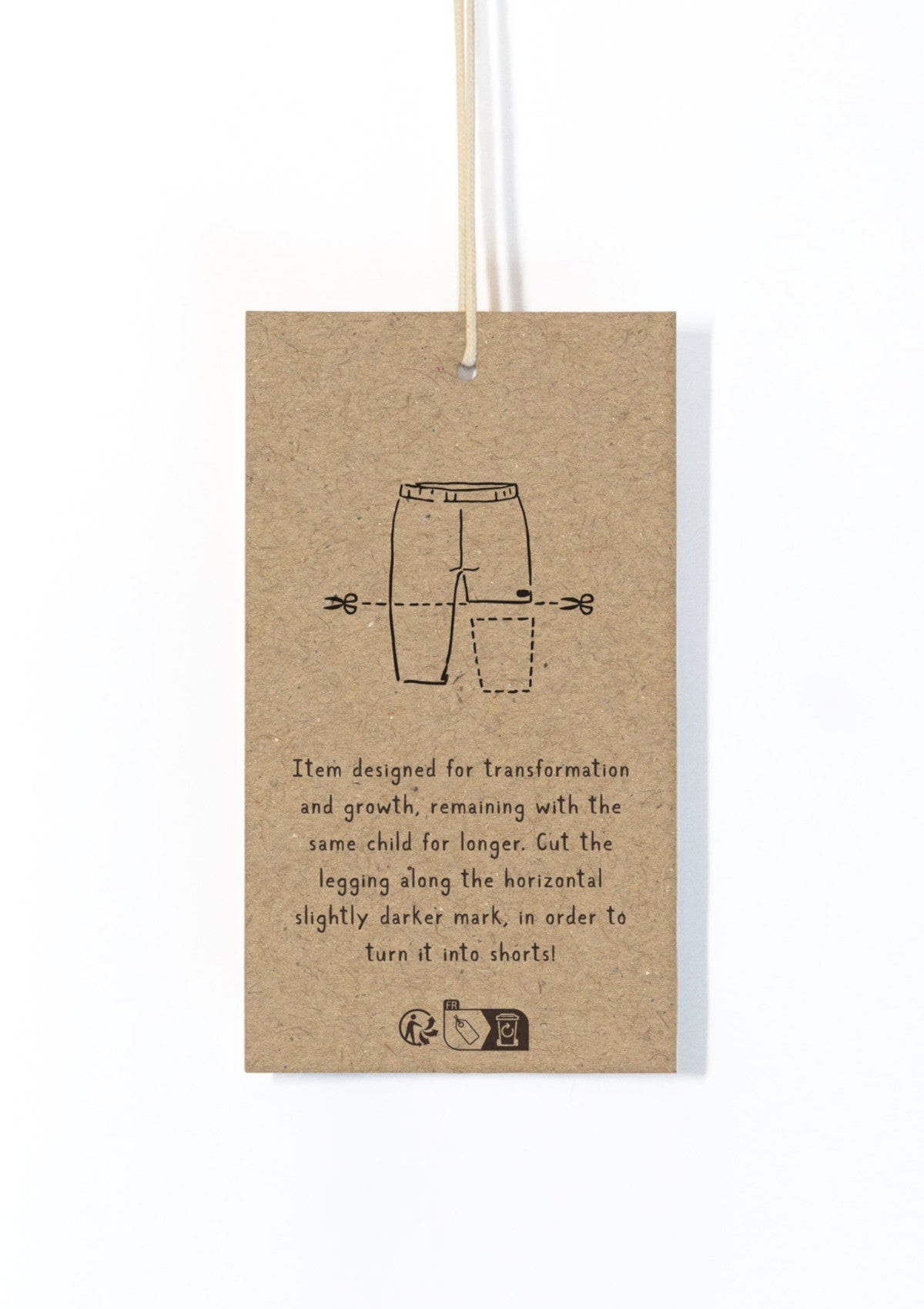 Pants with decorative coconut button - PLAYUP