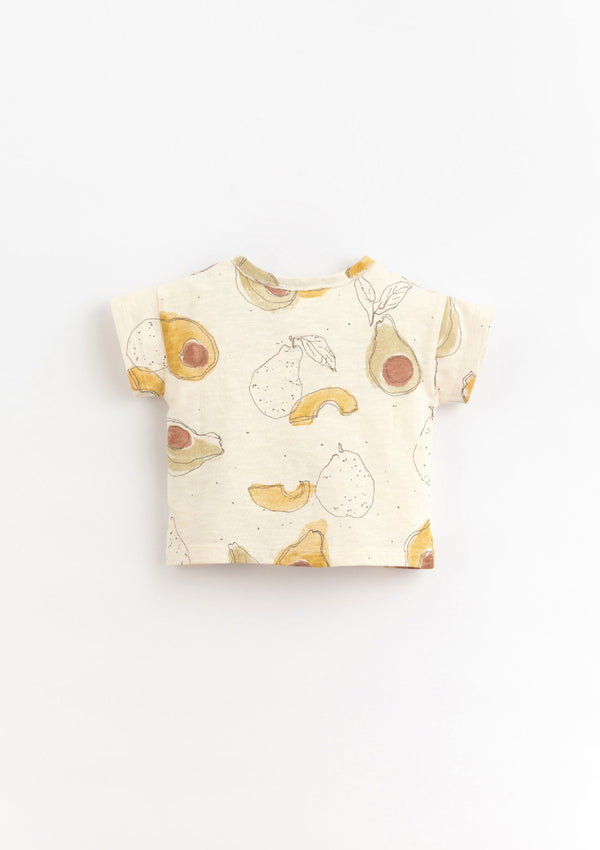 T-shirt with coconut button | Organic Care - PLAYUP